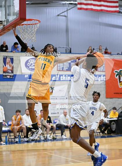 Thumbnail 1 in St. Xavier vs Gibbs (Sun Bash Tampa) photogallery.