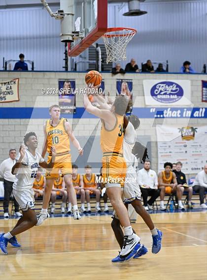 Thumbnail 1 in St. Xavier vs Gibbs (Sun Bash Tampa) photogallery.