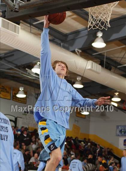 Thumbnail 1 in Center @ Enterprise (CIF NorCal Regional D3 Playoffs) photogallery.