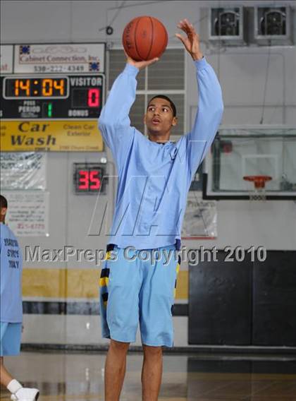 Thumbnail 3 in Center @ Enterprise (CIF NorCal Regional D3 Playoffs) photogallery.