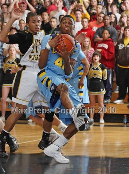 Thumbnail 1 in Center @ Enterprise (CIF NorCal Regional D3 Playoffs) photogallery.