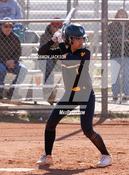 Thumbnail 1 in Lowry vs Lincoln County (Sherm Bennett Memorial Tournament) photogallery.