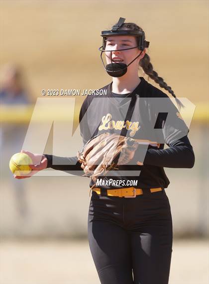 Thumbnail 2 in Lowry vs Lincoln County (Sherm Bennett Memorial Tournament) photogallery.