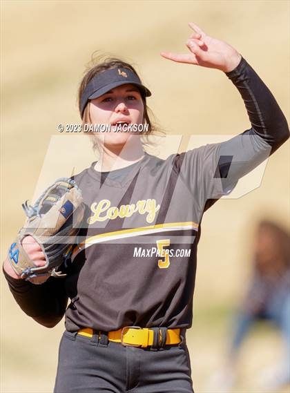 Thumbnail 3 in Lowry vs Lincoln County (Sherm Bennett Memorial Tournament) photogallery.