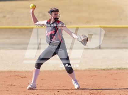 Thumbnail 2 in Lowry vs Lincoln County (Sherm Bennett Memorial Tournament) photogallery.