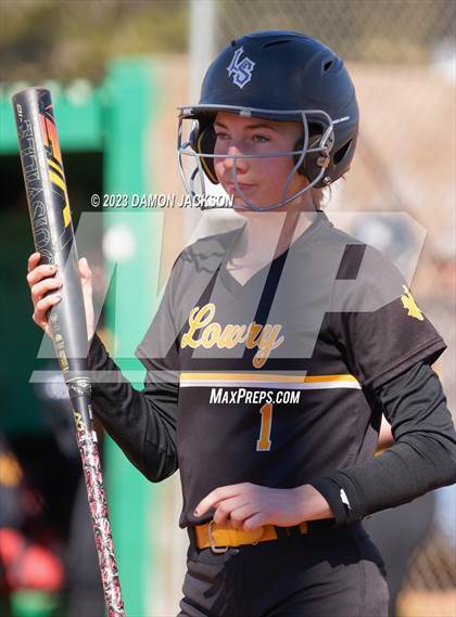 Thumbnail 2 in Lowry vs Lincoln County (Sherm Bennett Memorial Tournament) photogallery.