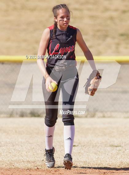 Thumbnail 1 in Lowry vs Lincoln County (Sherm Bennett Memorial Tournament) photogallery.
