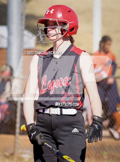 Thumbnail 1 in Lowry vs Lincoln County (Sherm Bennett Memorial Tournament) photogallery.