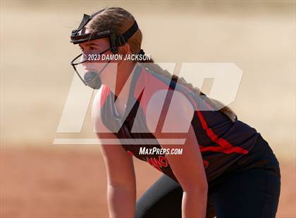 Thumbnail 2 in Lowry vs Lincoln County (Sherm Bennett Memorial Tournament) photogallery.