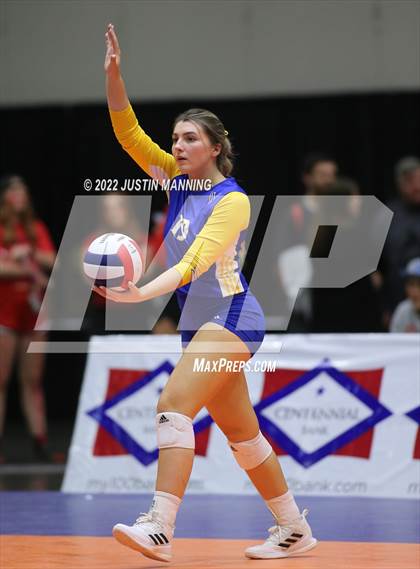 Thumbnail 3 in Benton vs. Valley View (AAA 5A State Final) photogallery.