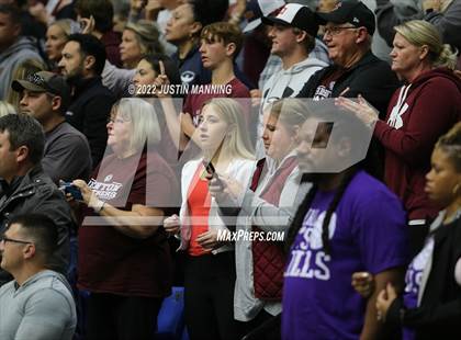 Thumbnail 1 in Benton vs. Valley View (AAA 5A State Final) photogallery.