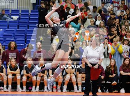 Thumbnail 2 in Benton vs. Valley View (AAA 5A State Final) photogallery.