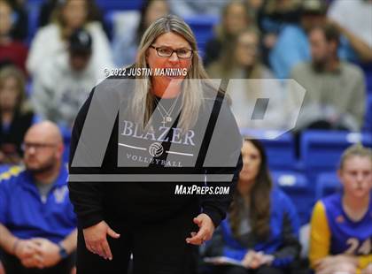 Thumbnail 1 in Benton vs. Valley View (AAA 5A State Final) photogallery.