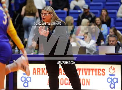 Thumbnail 2 in Benton vs. Valley View (AAA 5A State Final) photogallery.