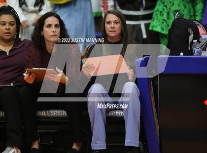 Thumbnail 1 in Benton vs. Valley View (AAA 5A State Final) photogallery.