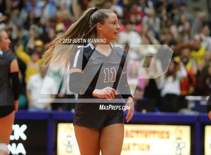 Thumbnail 3 in Benton vs. Valley View (AAA 5A State Final) photogallery.
