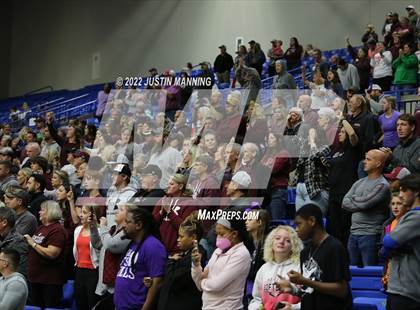 Thumbnail 2 in Benton vs. Valley View (AAA 5A State Final) photogallery.