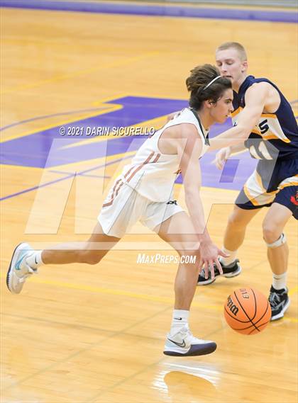 Thumbnail 1 in Campo Verde vs. Shadow Mountain (Fear the Hop Tournament) photogallery.