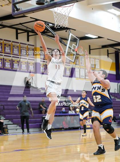 Thumbnail 2 in Campo Verde vs. Shadow Mountain (Fear the Hop Tournament) photogallery.