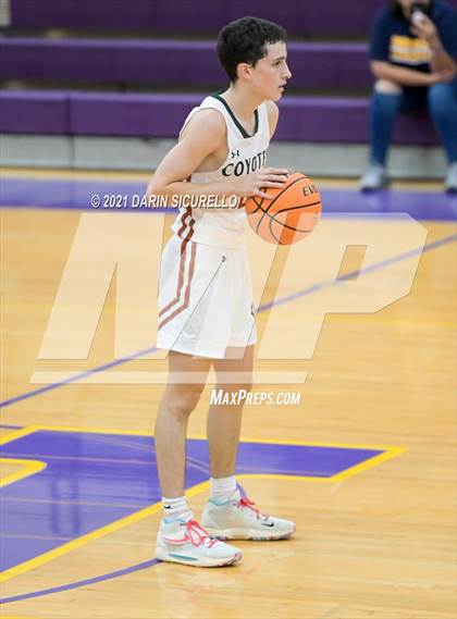 Thumbnail 2 in Campo Verde vs. Shadow Mountain (Fear the Hop Tournament) photogallery.