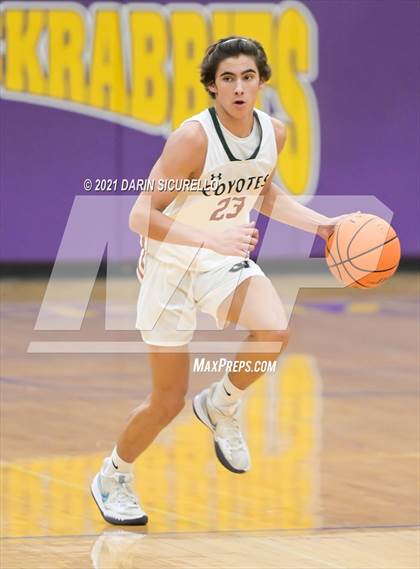 Thumbnail 3 in Campo Verde vs. Shadow Mountain (Fear the Hop Tournament) photogallery.