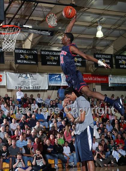 Thumbnail 3 in Slam Dunk Contest (City of Palms Classic) photogallery.
