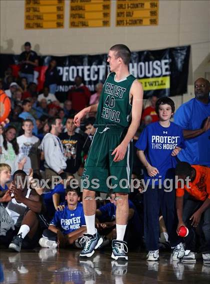 Thumbnail 3 in Slam Dunk Contest (City of Palms Classic) photogallery.