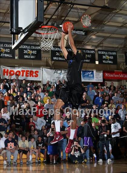 Thumbnail 1 in Slam Dunk Contest (City of Palms Classic) photogallery.
