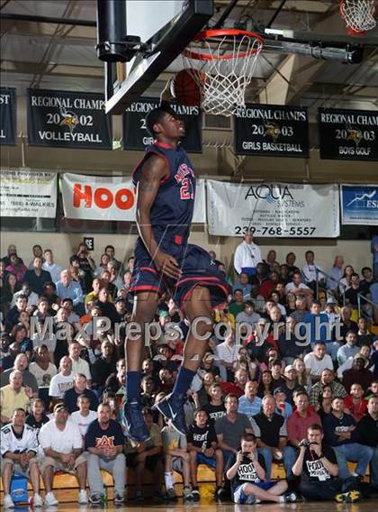 Thumbnail 3 in Slam Dunk Contest (City of Palms Classic) photogallery.