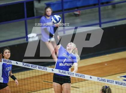 Thumbnail 3 in Marcus @ Plano West photogallery.
