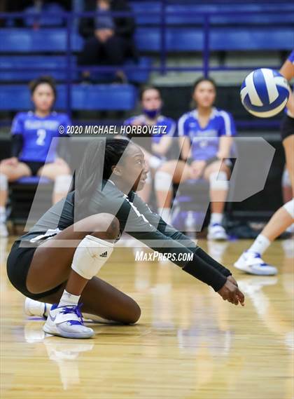 Thumbnail 2 in Marcus @ Plano West photogallery.