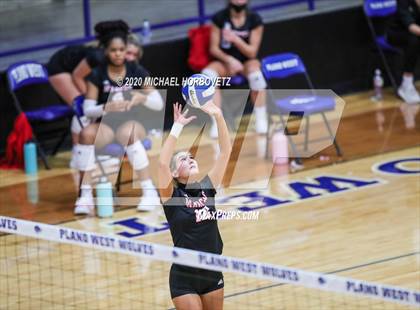 Thumbnail 1 in Marcus @ Plano West photogallery.