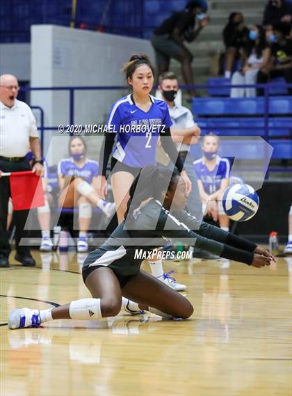 Thumbnail 1 in Marcus @ Plano West photogallery.