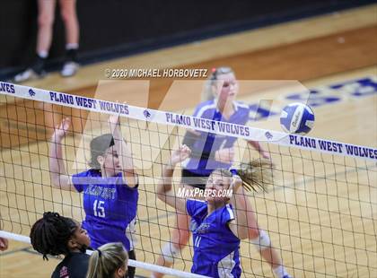 Thumbnail 2 in Marcus @ Plano West photogallery.