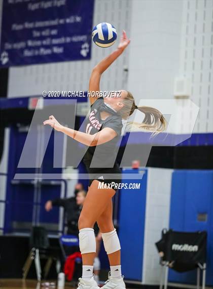 Thumbnail 2 in Marcus @ Plano West photogallery.
