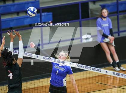 Thumbnail 2 in Marcus @ Plano West photogallery.
