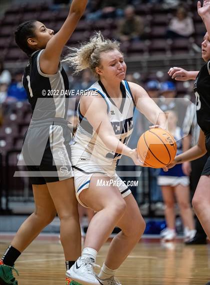 Thumbnail 2 in Beaver vs. Draper APA (UHSAA 2A Tournament) photogallery.