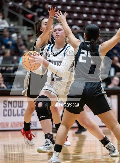 Thumbnail 2 in Beaver vs. Draper APA (UHSAA 2A Tournament) photogallery.