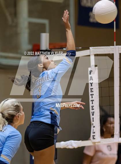 Thumbnail 1 in Greenfield @ Fayetteville Academy photogallery.