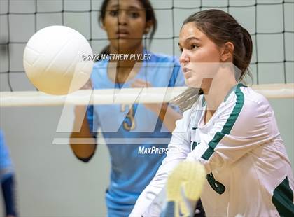 Thumbnail 1 in Greenfield @ Fayetteville Academy photogallery.