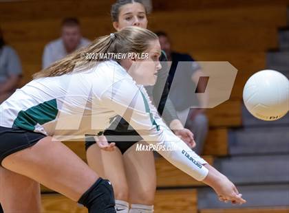Thumbnail 1 in Greenfield @ Fayetteville Academy photogallery.
