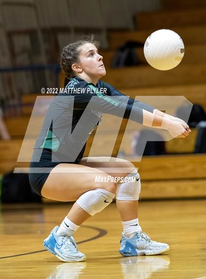 Thumbnail 2 in Greenfield @ Fayetteville Academy photogallery.