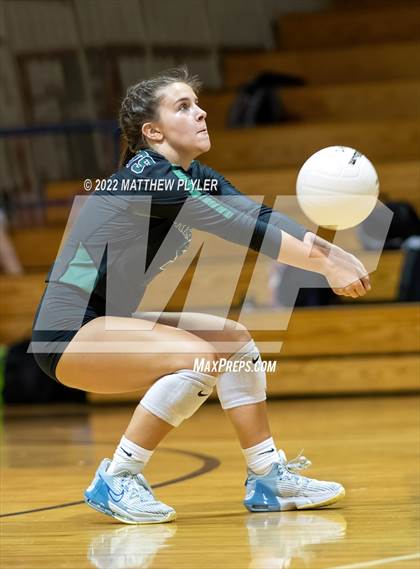 Thumbnail 1 in Greenfield @ Fayetteville Academy photogallery.