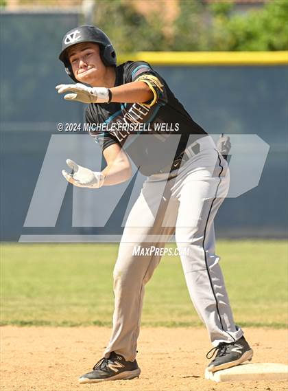 Thumbnail 3 in University City vs Valley Center(CIF SDS Division 4 Semifinal) photogallery.