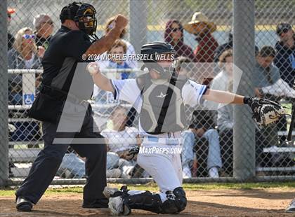 Thumbnail 2 in University City vs Valley Center(CIF SDS Division 4 Semifinal) photogallery.