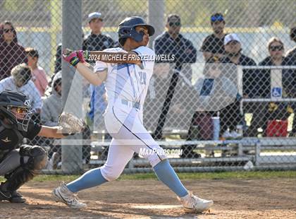 Thumbnail 3 in University City vs Valley Center(CIF SDS Division 4 Semifinal) photogallery.
