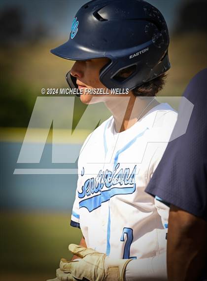 Thumbnail 2 in University City vs Valley Center(CIF SDS Division 4 Semifinal) photogallery.