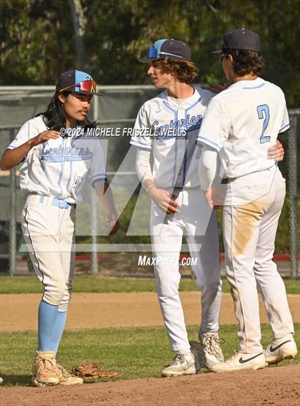 Thumbnail 2 in University City vs Valley Center(CIF SDS Division 4 Semifinal) photogallery.