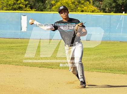 Thumbnail 1 in University City vs Valley Center(CIF SDS Division 4 Semifinal) photogallery.