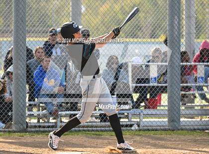 Thumbnail 3 in University City vs Valley Center(CIF SDS Division 4 Semifinal) photogallery.